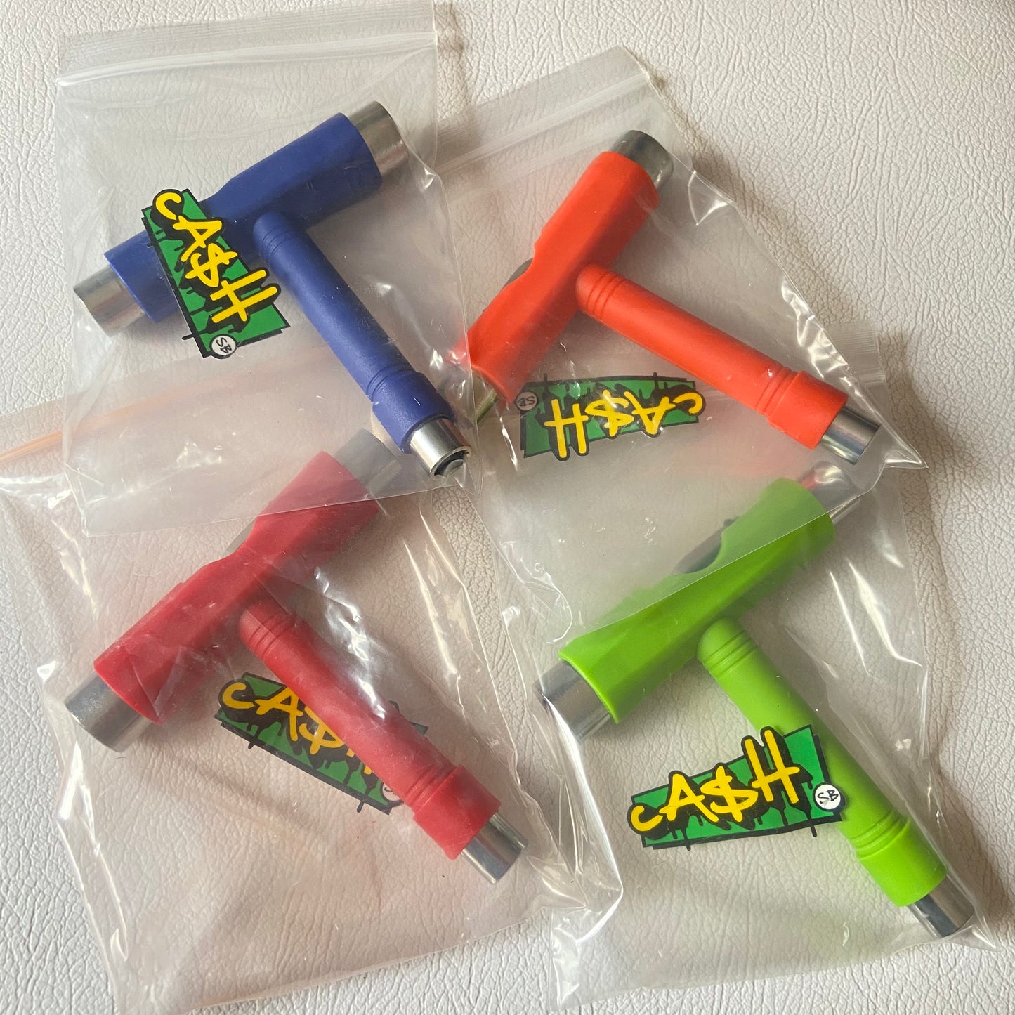 Herramienta de skate T portatil, colores, con sticker cash, Todo en uno!