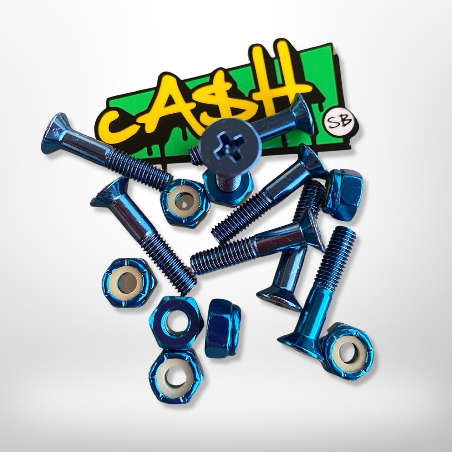 Colores distintos! Pernos de skate, cruz o allen con llave, mas sticker cash.